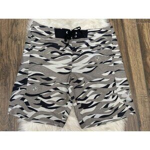 Under Armour‎ Size 38 Bergwind Board Shorts Unlined Gray black Tiger Camouflage